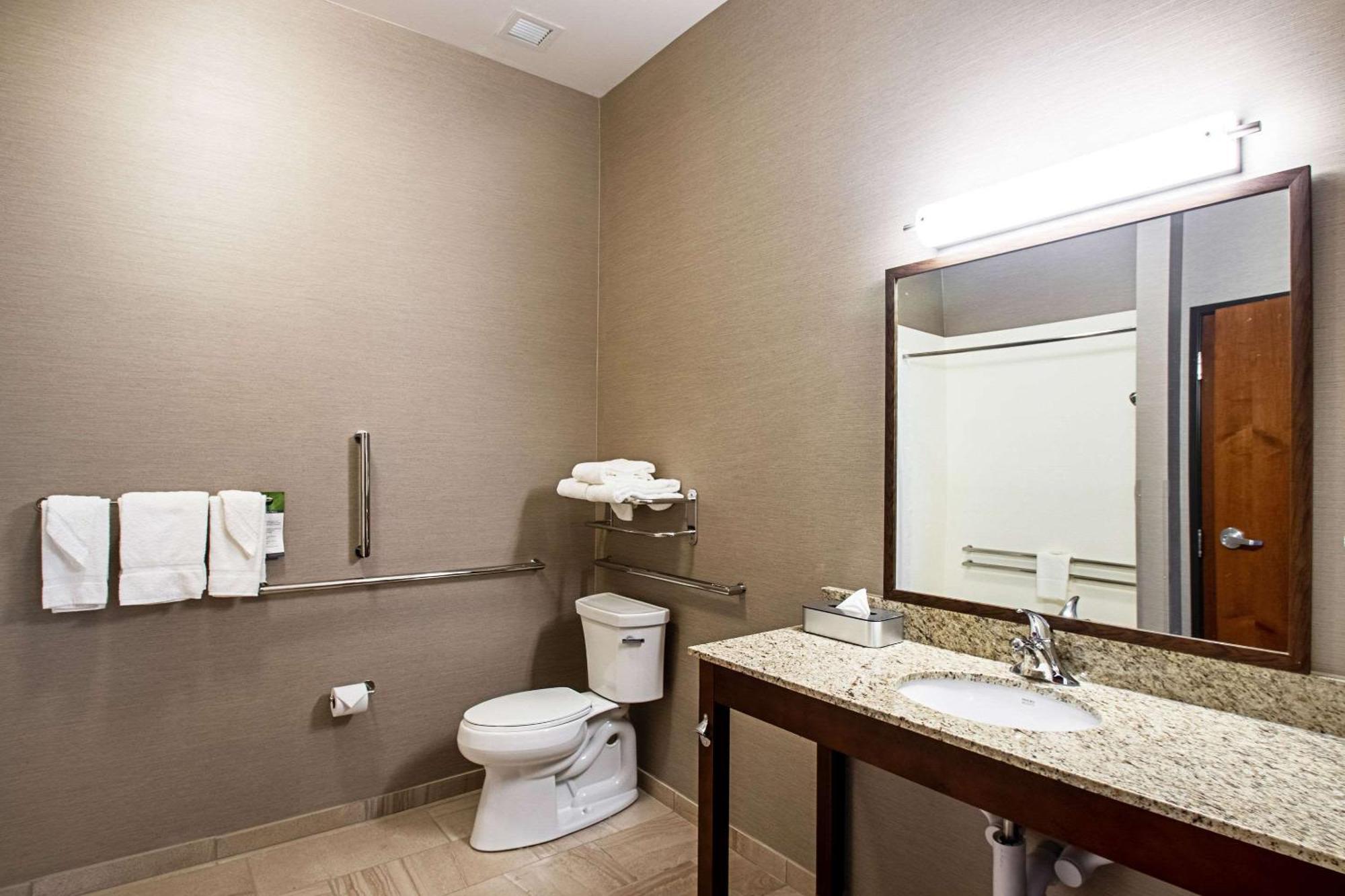 Mainstay Suites Madison - Monona Exterior foto